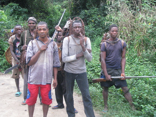 Hunters, DRC. Image by Terese Hart via Flickr (BY-NC-SA 2.0)