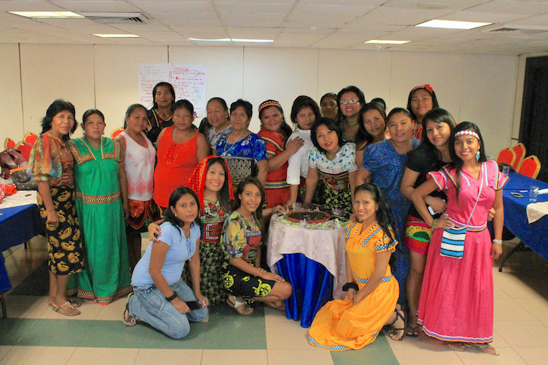 Participants in the first workshop of the UN-backed Human Rights, Food Safety and Nutrition Program for indigenous Panamanian women, which took place in Panama City in August. Photo courtesy of FAO SLM Panamá