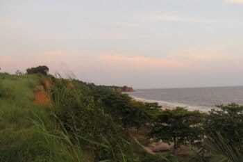 The coast of DRC. Photo by William Clowes for Mongabay.