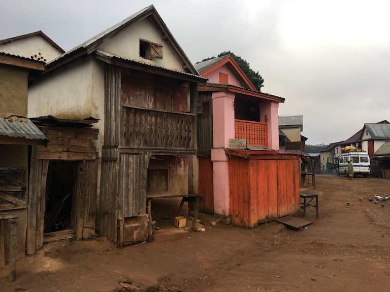 mbalakindresy, a small town on the western flank of Ranomafana National Park whose mayor was murdered in June. Photo by Rowan Moore Gerety for Mongabay.