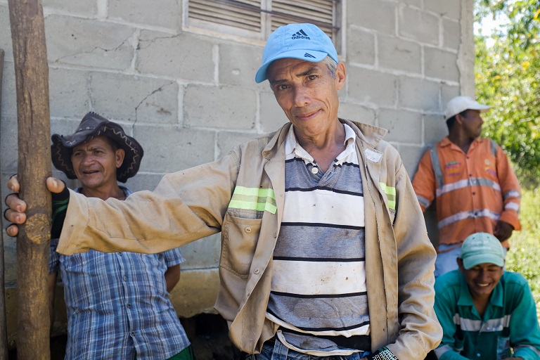 Scorched earth: Colombia's 'refugee farmers' returning to land