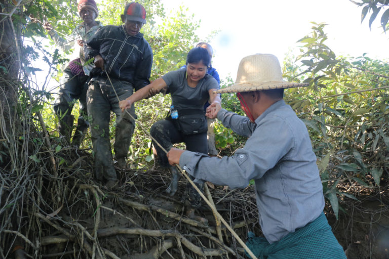 Freelance environmental journalist Wudan Yan reporting in Myanmar for Mongabay. Photo by Victoria Milko. 