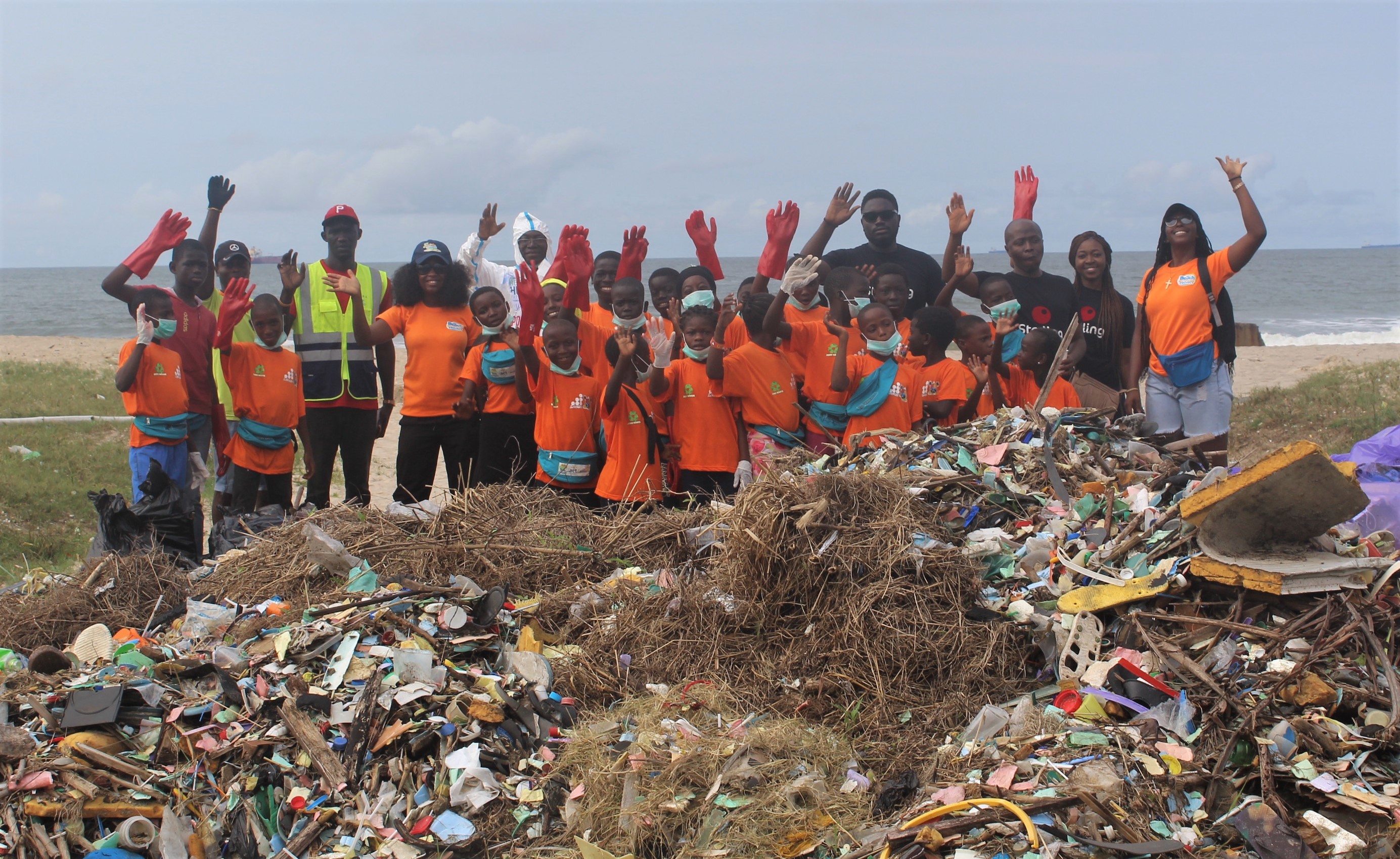 Hundreds Show Up for Trash Talkers Cleanup