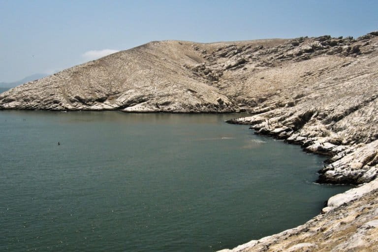 Bringing rocks to a dynamite fight: Fishers take on blast fishing in Peru