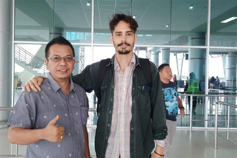 Parlin Bayu Hutabarat of Pakpahan Hutabarat Law Office with Philip Jacobson at Palangkaraya’s Tjilik Riwut Airport on January 31, 2020