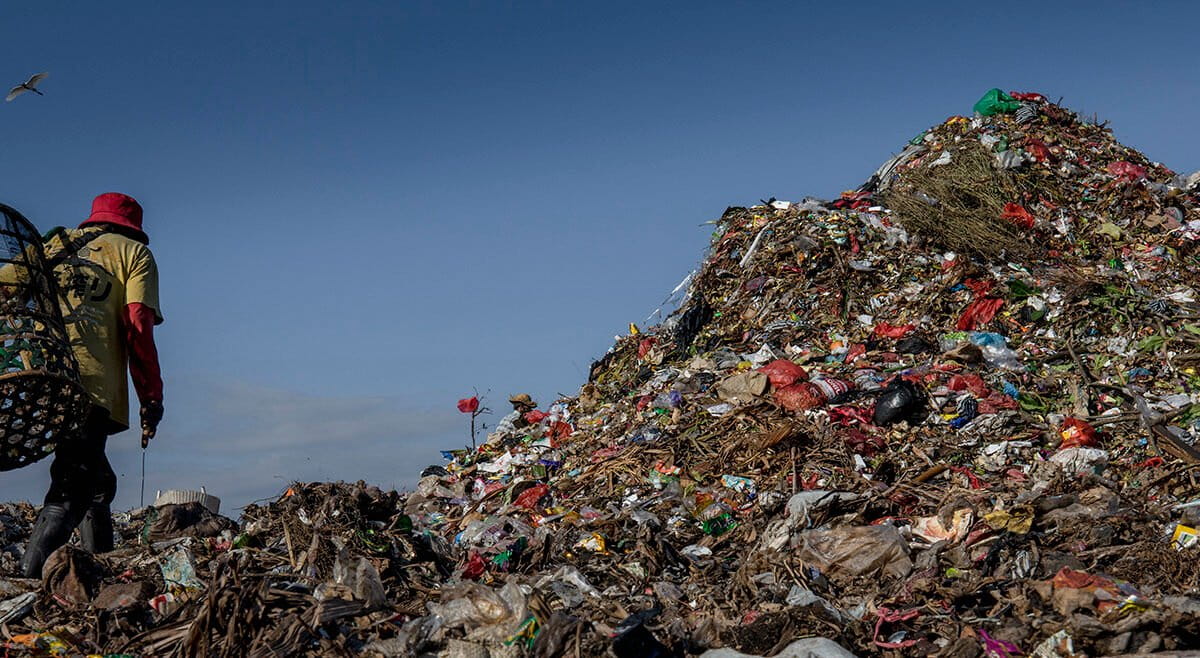 Can courts combat plastic pollution? Lessons from Indonesia (commentary)