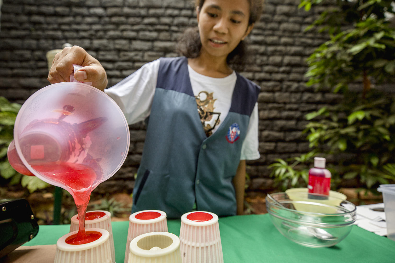 In race for a sustainable alternative to plastic, Indonesia bets on seaweed