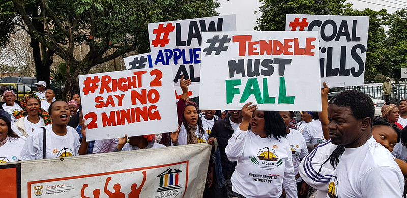 Protest against Tendele, 2018. Image by Rob Symon via Flickr (CC BY-NC-ND 2.0)