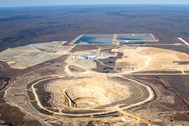 De beers discount mines significance