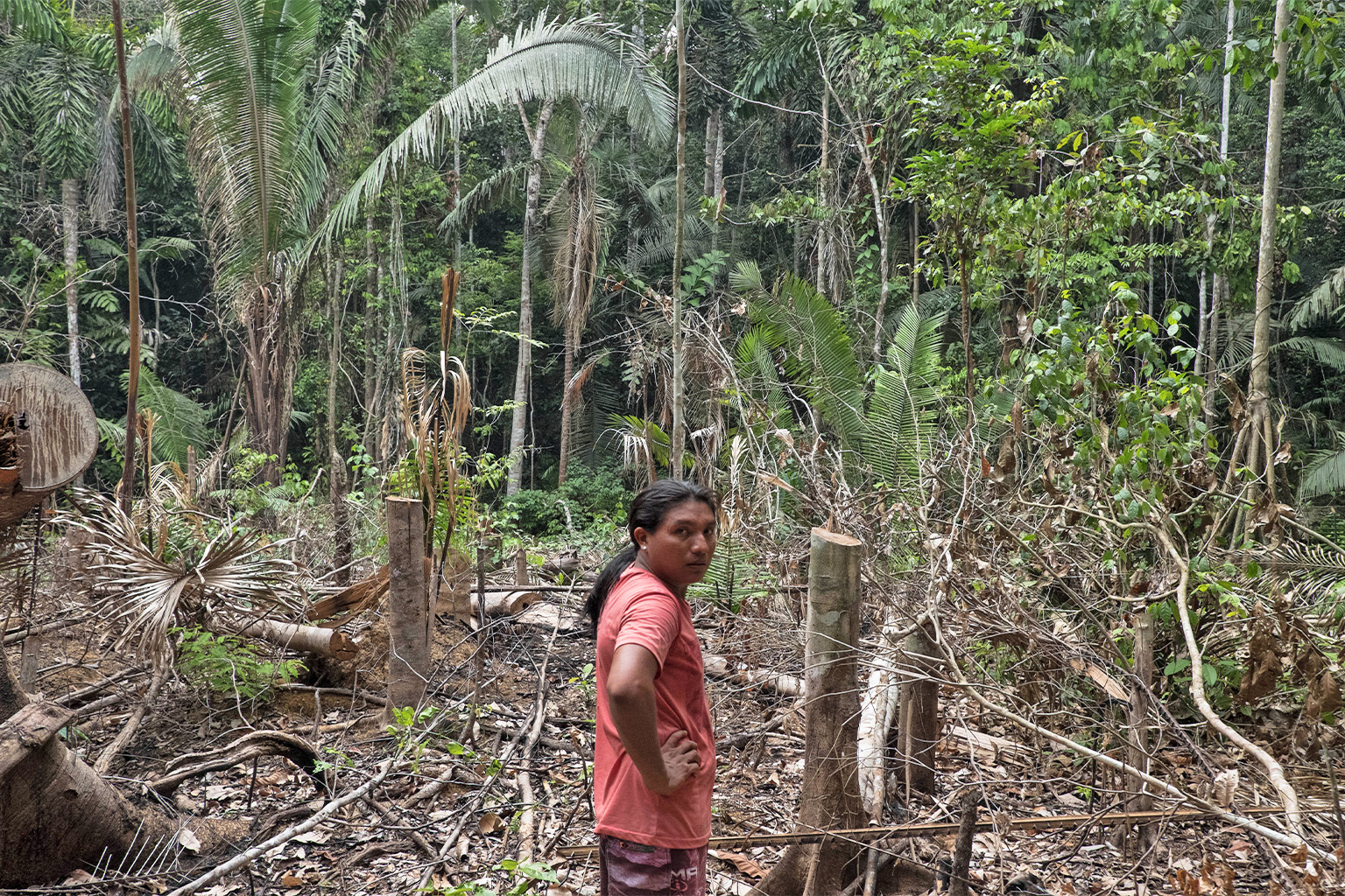 An Indigenous man from the Karipuna people