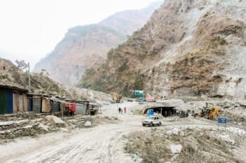 Nepal Beni jomsom road construction