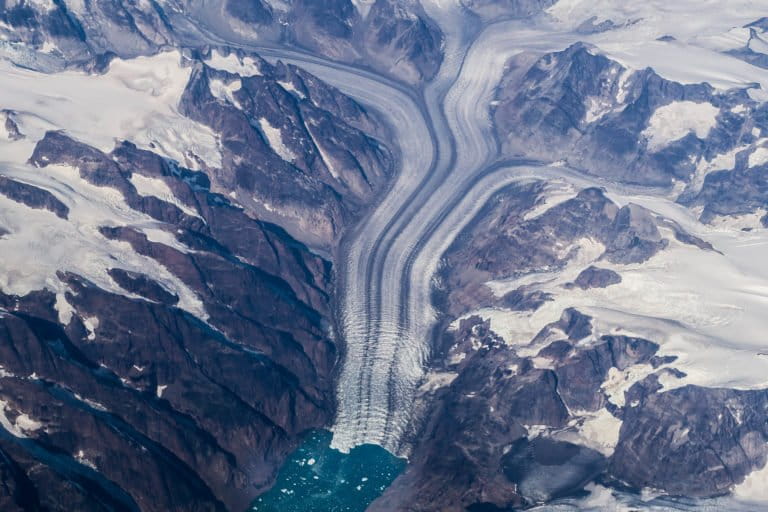 Greenland glacier at Tasiusaq, Kujalleq. Image by Ron Reiring via Flickr (CC BY-NC-ND 2.0).