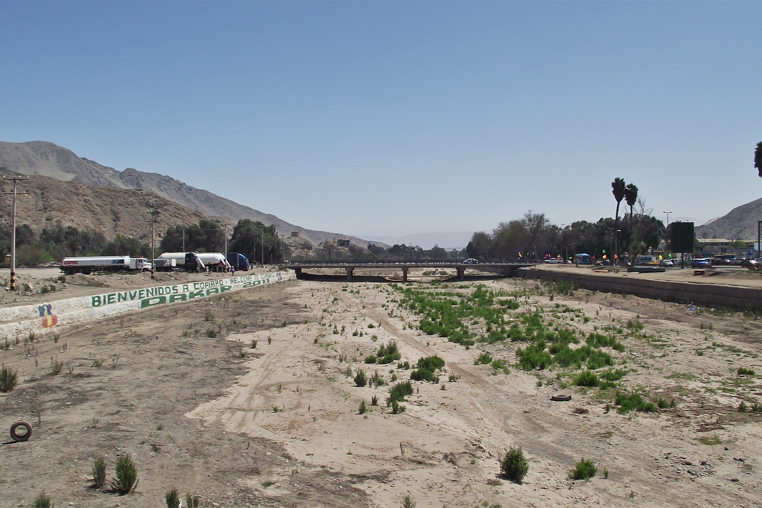 | A bridge crosses the dry bed of Chiles Copiapó River | MR Online