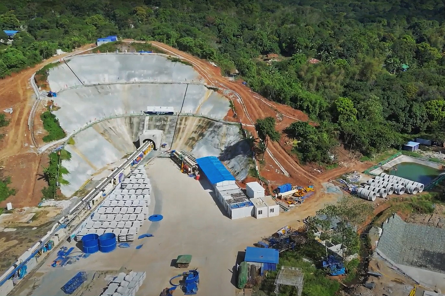 Kaliwa Dam construction.