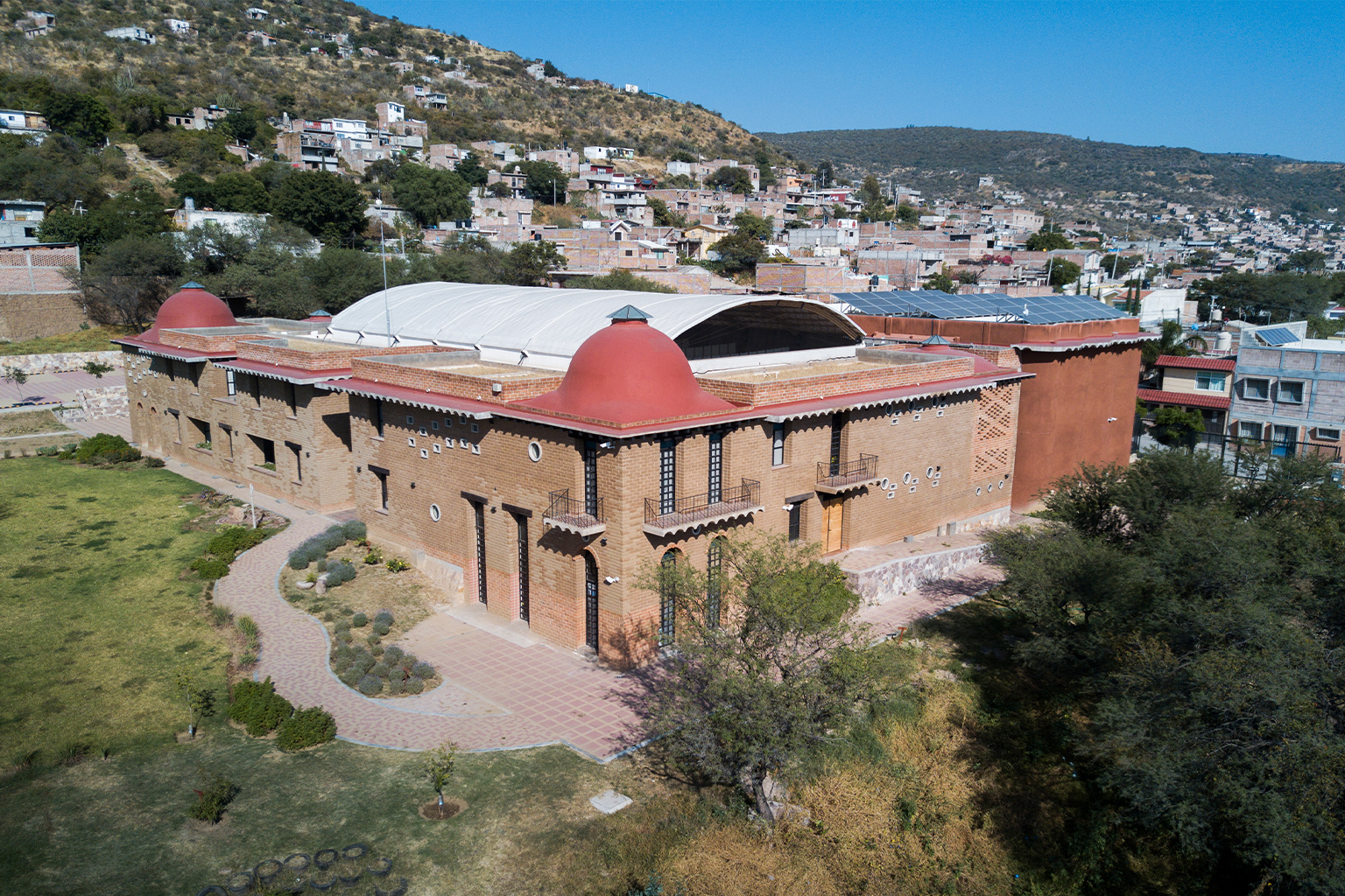 The Imagina cultural centre is located in a poor, high-crime neighborhood outside Leon, Mexico.