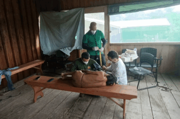 The first Indigenous man from the Mamoriá Grande area to contact non-Indigenous society received medical assistance at a Funai base in early February. Image courtesy of Funai and Sesai (Indigenous Health Secretariat).
