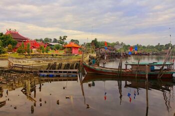Akit tribe residence, Titi Akar Village, North Rupat, Bengkalis, Riau, Indonesia. Image courtesy of Nukila Evanty.