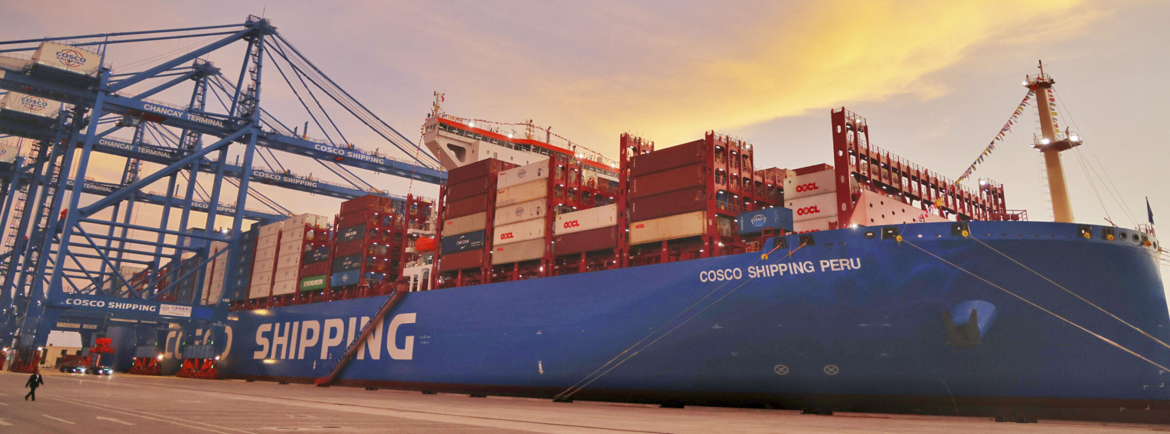 China's megaproject Chancay Port on Peru's Pacific coast, inaugurated by President Xi Jinping, is a key hub for the Belt and Road Initiative and future trade with South America, including Brazil's Amazon exports. Image courtesy of Peru’s Presidential Office (CC BY-NC-SA 2.0).
