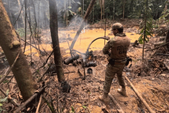 Federal forces have been expelling illegal gold miners from protected areas like the Munduruku Indigenous Territory in Pará state. Image courtesy of the Federal Police. 