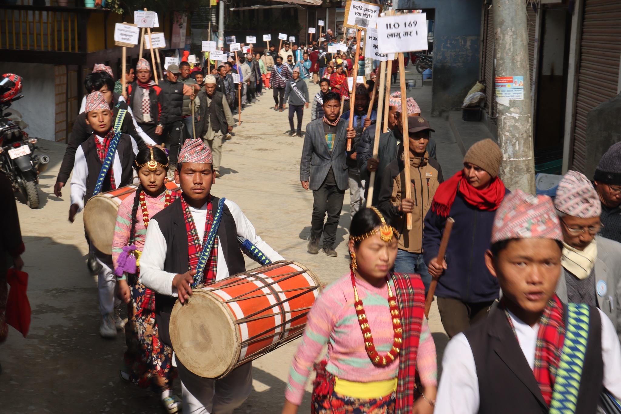Limbu locals stage protest against the project. Image courtesy of Mukkumlung Protection and Struggle Committee.