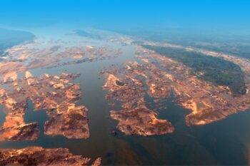 Plans to blast the Pedral do Lourenço rock formation in the Tocantins River have been suspended by a court. Image courtesy of Antonio Cavalcante/Ascom Setran-PA.