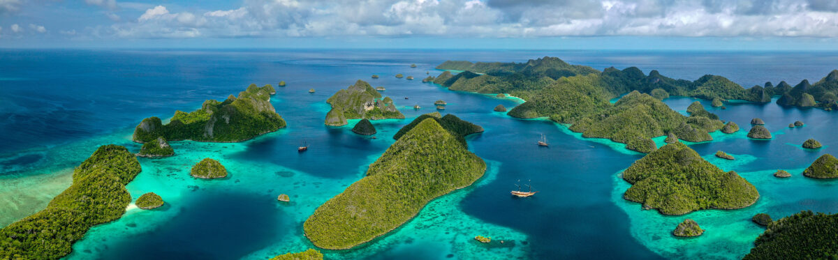 Wayag lagoon release site in Indonesia's Raja Ampat. Photo by Mark Erdmann.