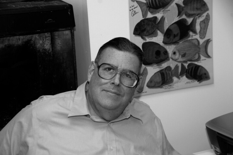 Paul-Loiselle at the New York Aquarium. Image courtesy of Julie Larsen/Wildlife Conservation Society.