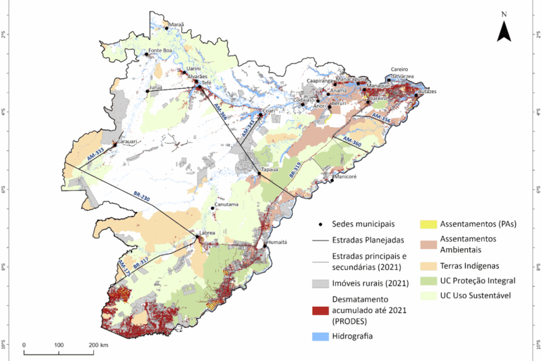 Brazil’s new licensing accord is a gateway to forest destruction via the BR-319 highway (commentary) 3 Figure 2. The Trans-Purus region showing BR-319, AM-366 and areas claimed by land grabbers in the CAR by 2021 (in gray). Image courtesy of Aurora Yanai.