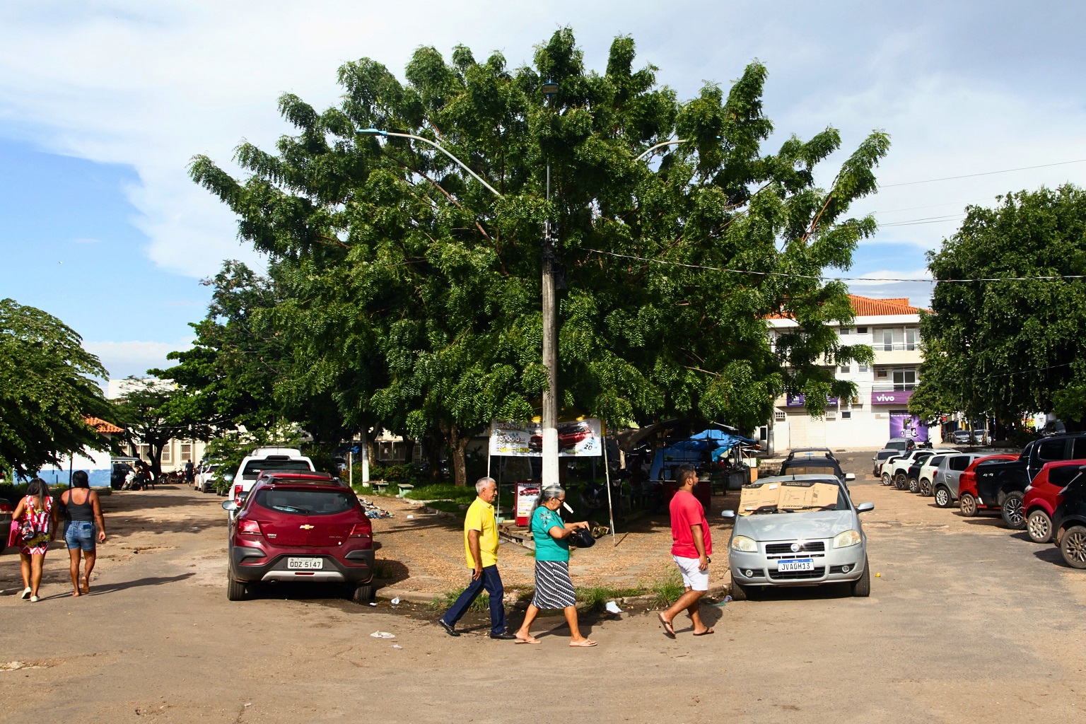 Visitors could mistake Santarém’s historic Praça Rodrigues dos Santos (Ocara-Açu) as a mere parking lot.