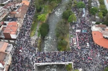 Aerial photo of the March for Water held in Cuenca on Sept. 16. Image via @czamoramatute on X.
