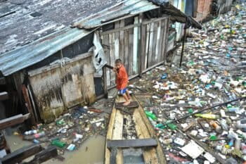Plastic waste in Amazonas state, Brazil. Image courtesy of Michell Mello/Fiocruz Amazônia.