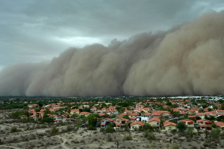 A giant dust storm approaches the metro area of Phoenix, Arizona, Aug. 25, 2025.
