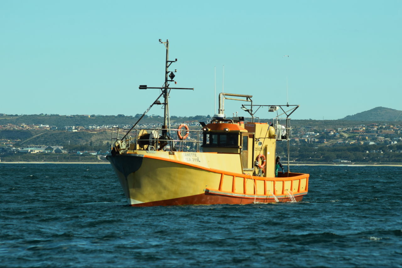 The Zanette in the Mossel Bay port authority area. Image courtesy of Enrico Gennari.
