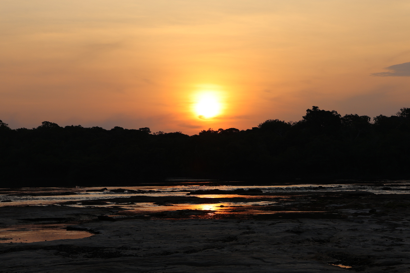 Preserved forest areas are increasingly harmed by climate change in the Amazon, largely due to the rapid increase in extreme temperatures, according to a new study. Image courtesy of Cássio Alencar Nunes/Agência Pública.