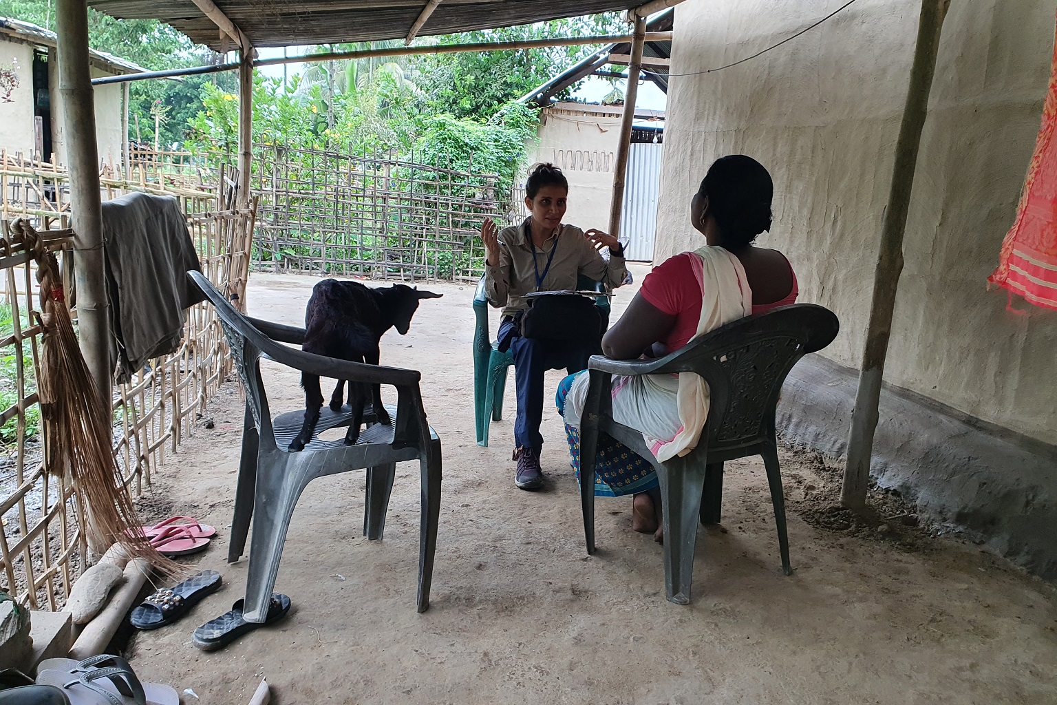Seema talking to a villager living around the Kaziranga National Park. In 2019, her team spoke with 500 villagers to understand their attitudes towards elephants and found that only 2% had negative attitudes about them. However, with increasing conflicts in recent years, that attitude has intensified, she says.
