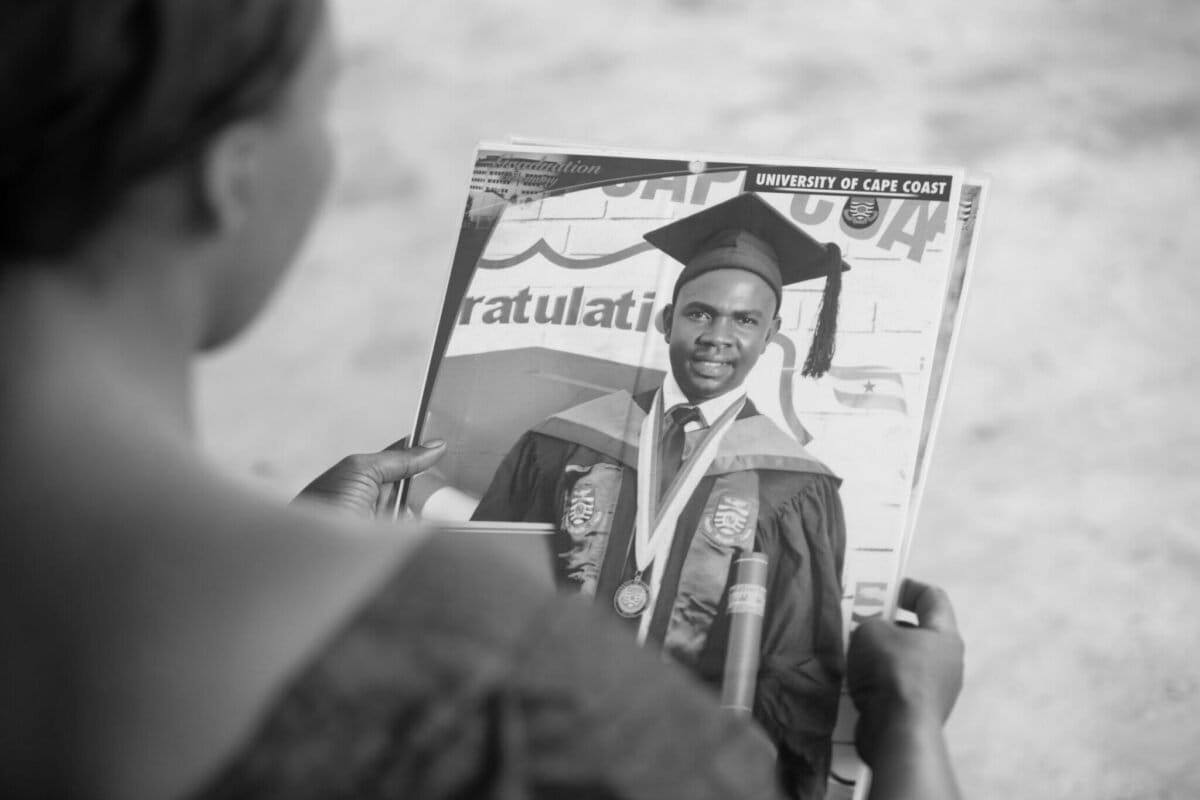 A fisheries observer disappeared at sea. His family still waits for answers