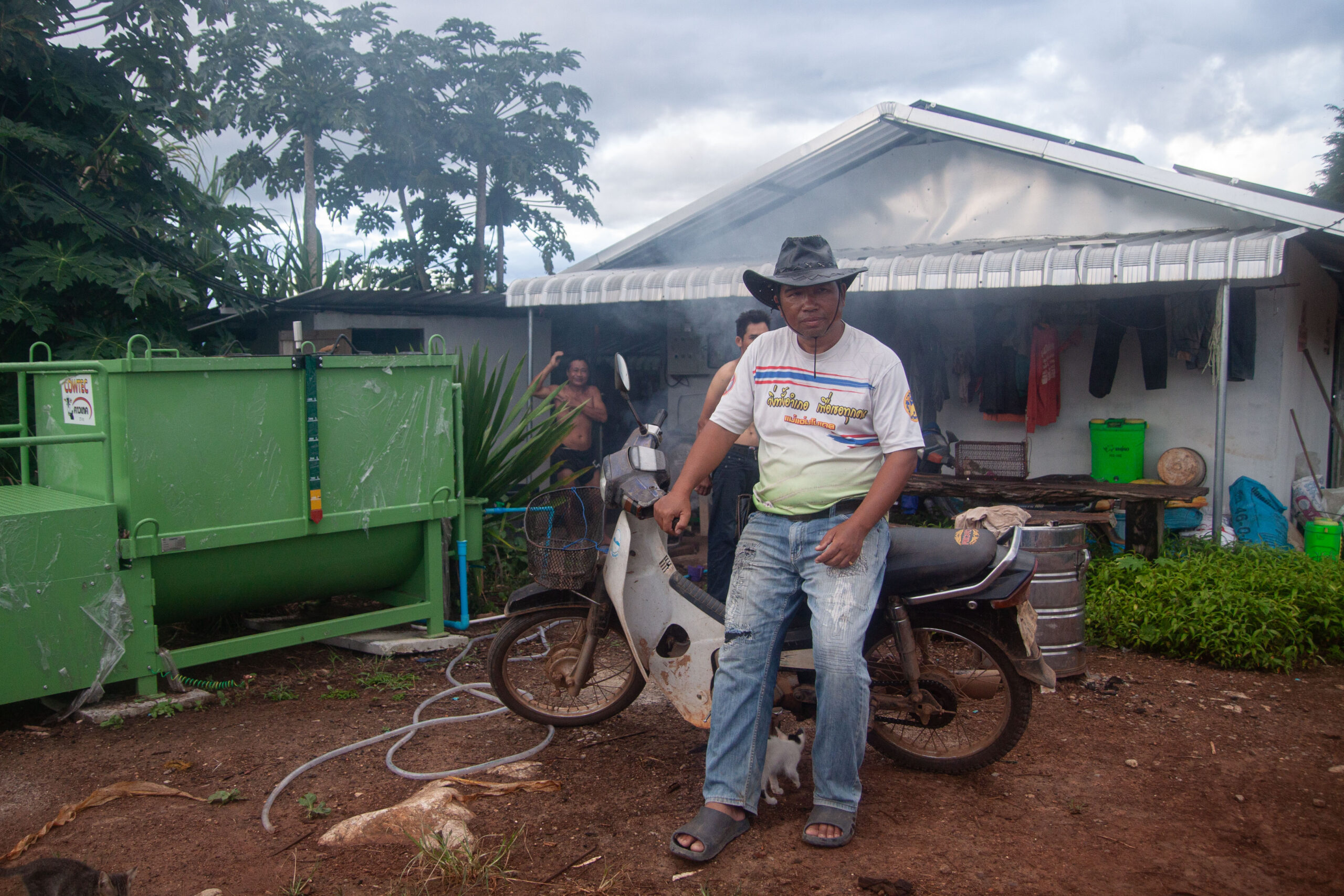 Until farmers in northern Thailand can escape the cycle of debt, burning their fields post-harvest is the only financially viable option for many. Image by Gerald Flynn / Mongabay.