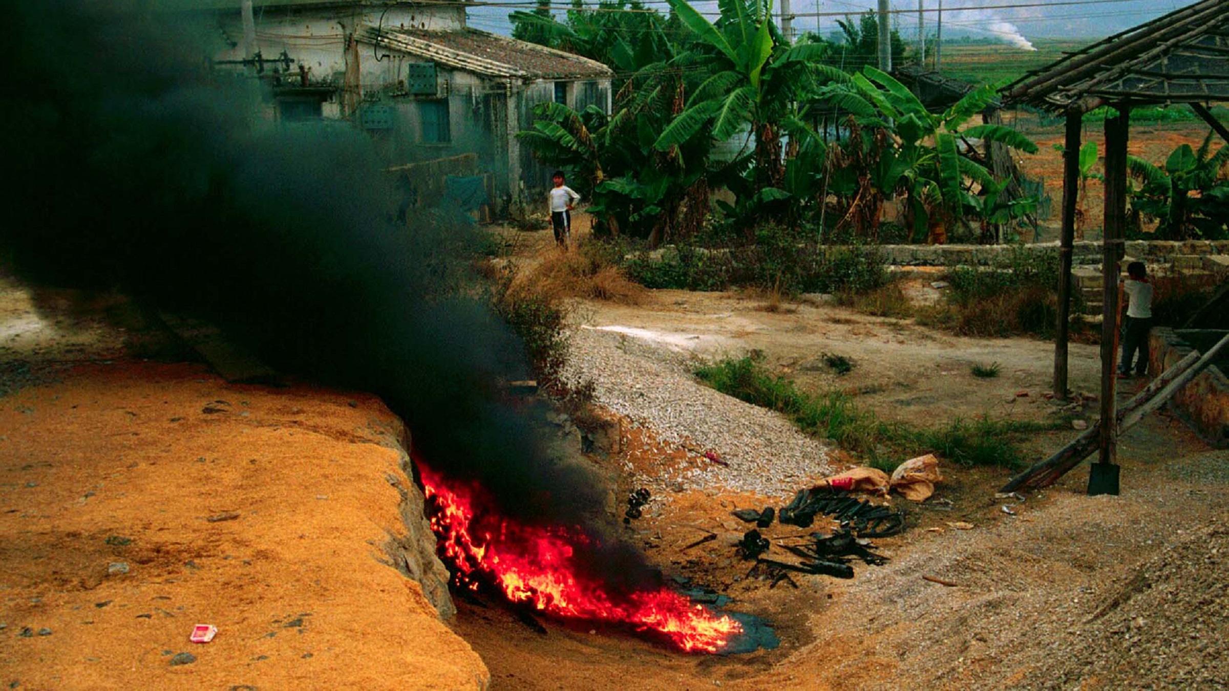 Plastic household waste burned as fuel on rise in Global South, risking health