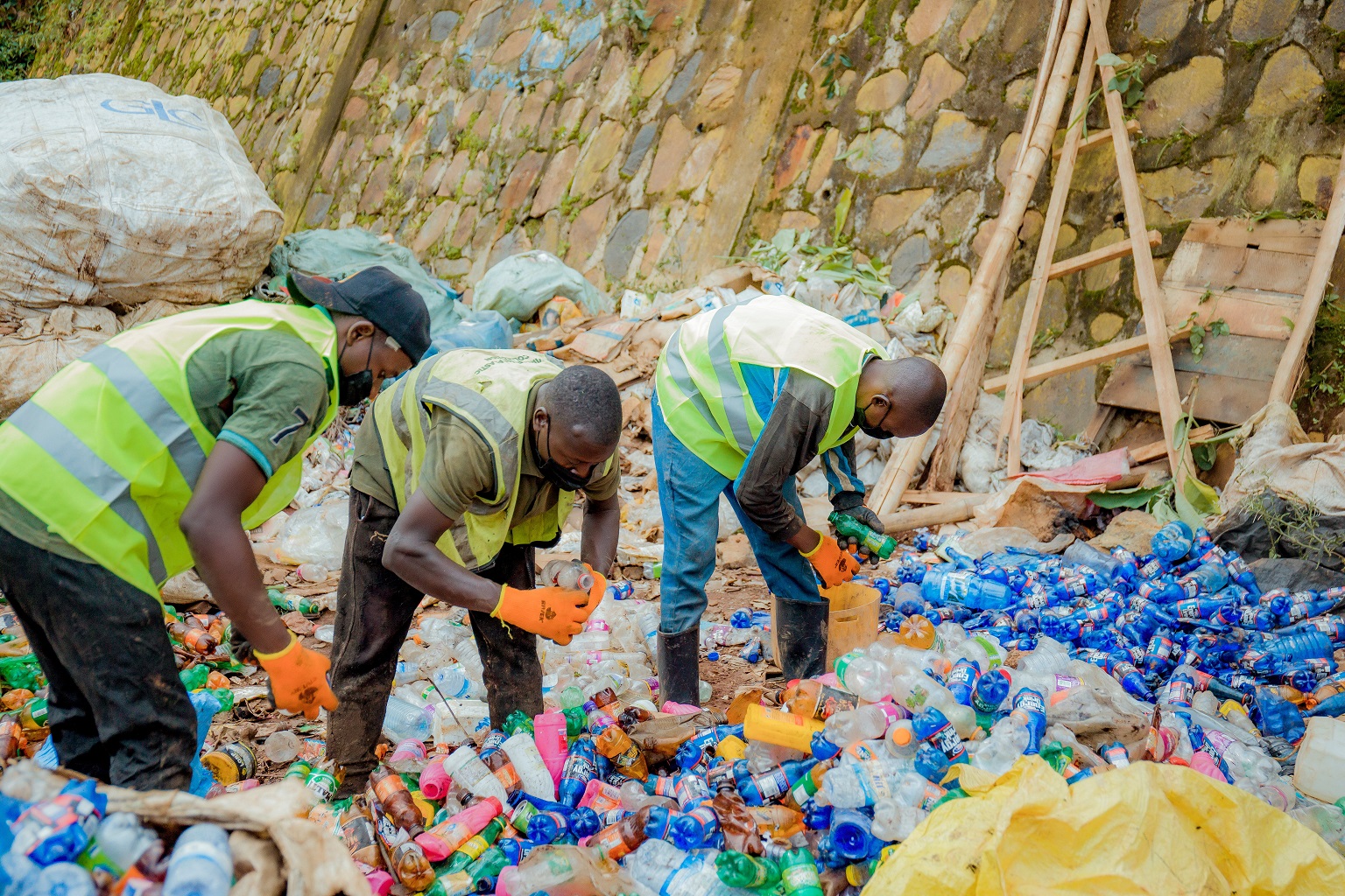 Plastic waste collectors in Rwanda. As the Global North intensifies export of plastic products and waste to the Global South, health risks worsen. The world’s failure in 2025 to agree to a binding United Nations plastics treaty means the plastics crisis will grow worse.