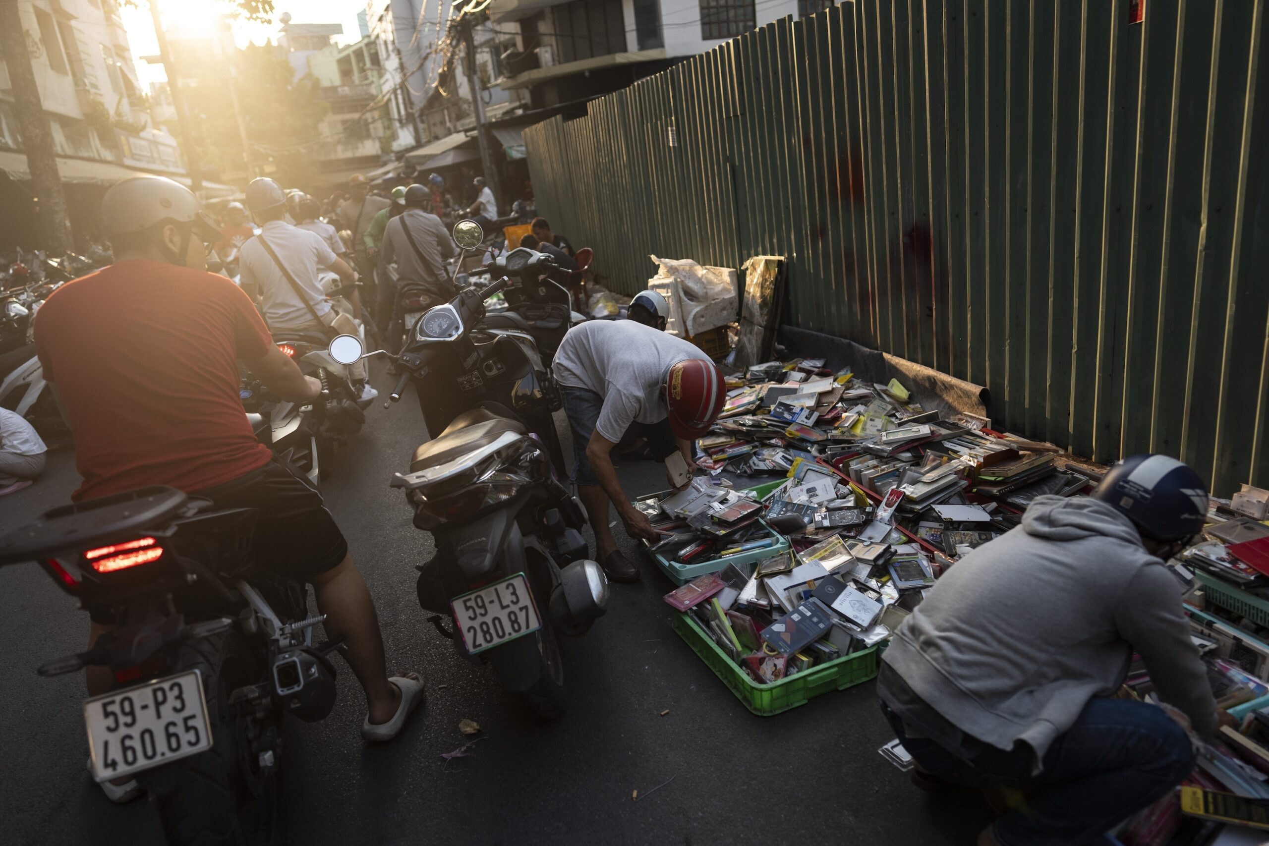 Malaysia bans e-waste imports, vows to end illegal dumping