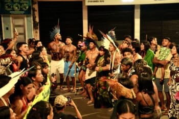 Demonstrators on Feb. 8 in Santarém, Pará state, Brazil. Image courtesy of Movimento Tapajós Vivo.