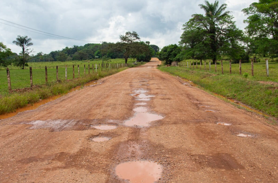 An illegal road in Guaviare, Colombia. Image by Juan Carlos Contreras.