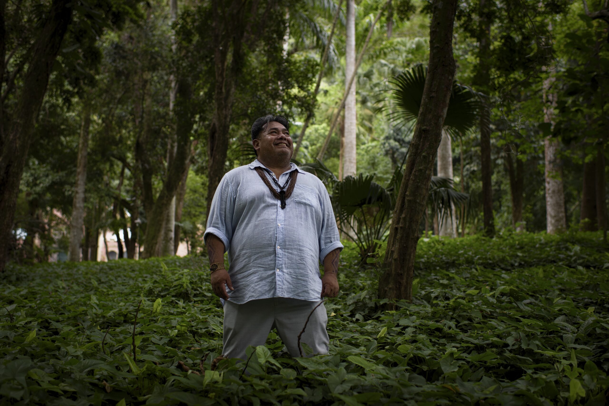 Toya Manchineri is a leading Indigenous advocate and the executive coordinator of COIAB, representing over 160 Indigenous organizations across the Brazilian Amazon. He works to protect Indigenous territories, promote climate justice, and influence policy at national and international levels. Image © Ana Caroline de Lima / The Royal Foundation.
