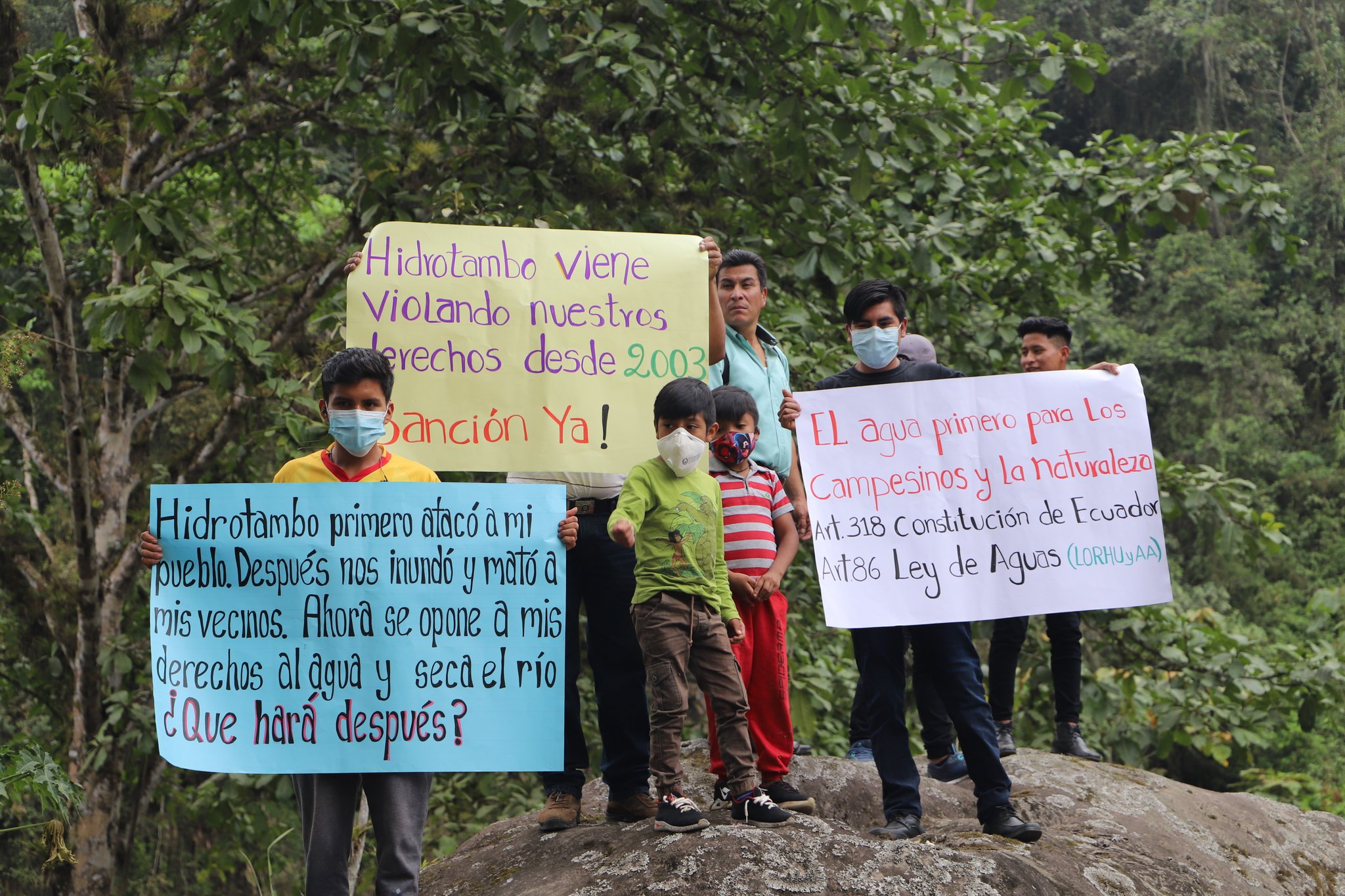 Comunidades exigen acceso al agua en el río Dulcepamba. Foto: CEDHU.