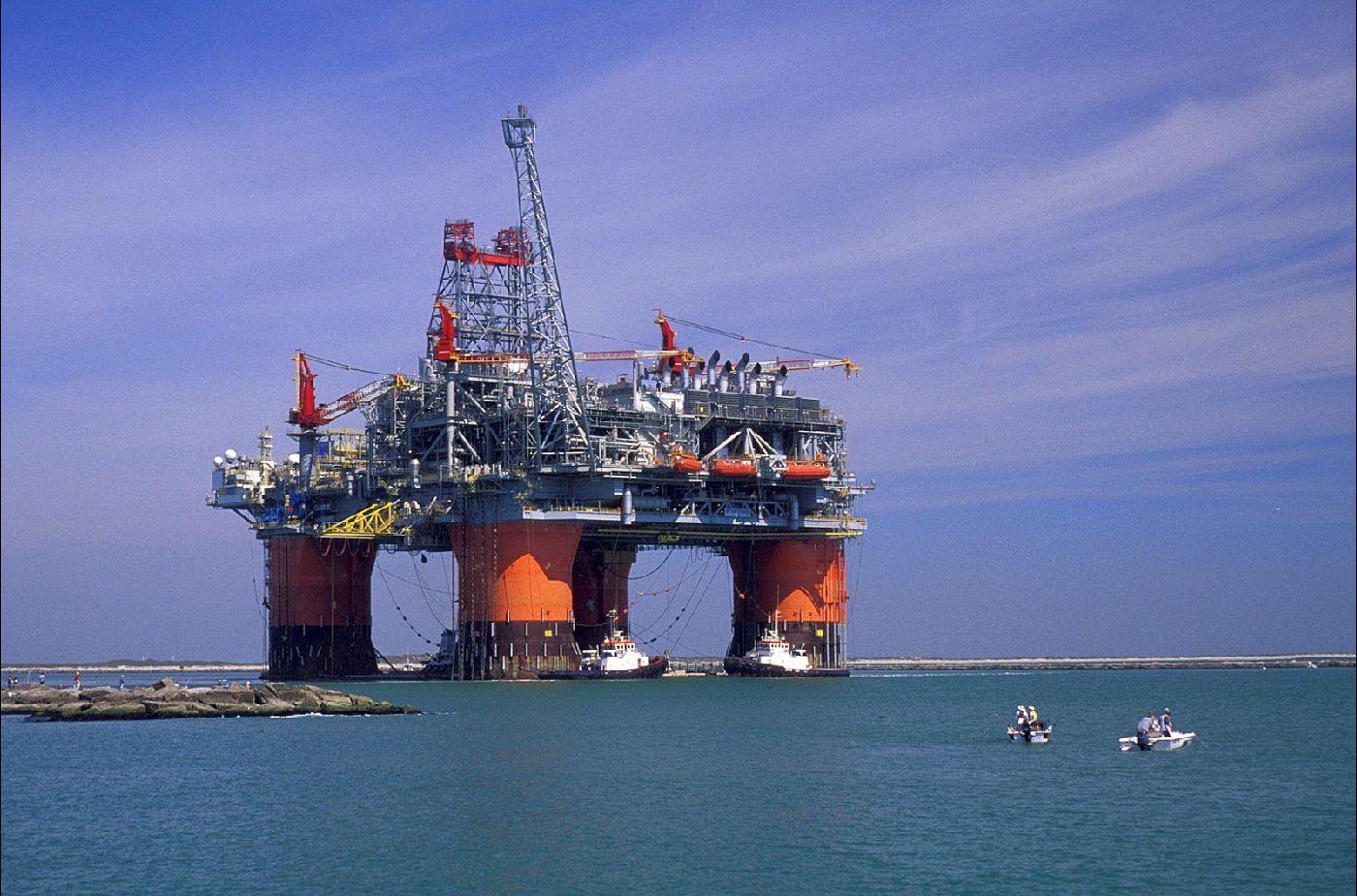 Plataforma de Pemex en el oceáno