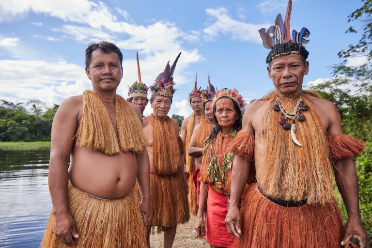 Integrantes de la comunidad de Maloka Los Yaguas en Leticia, Colombia