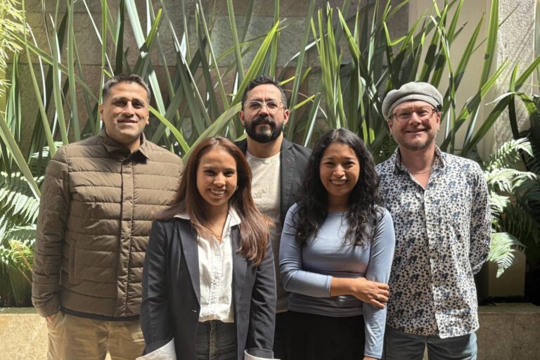 Mongabay Latam da la bienvenida a los cinco periodistas ganadores de la beca de Investigación 2025 sobre delitos ambientales. Foto: Richard Romero
