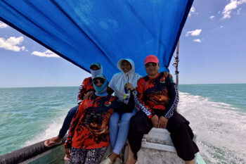 Una parte del equipo de mujeres de Celestún, pieza clave en la vigilancia costera. Foto: cortesía Natalia Gutiérrez
