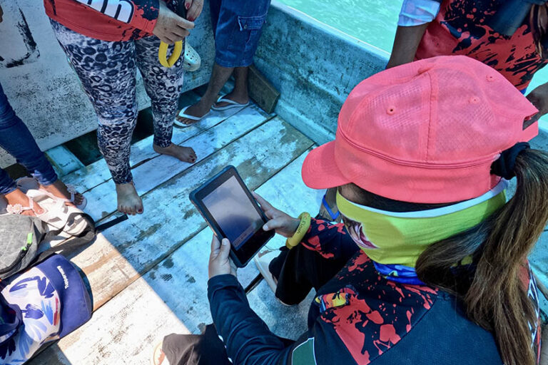 El trabajo que realizan es voluntario y no remunerado. Entre ellas, distribuyen las funciones para cada recorrido de vigilancia. Foto: cortesía Natalia Gutiérrez