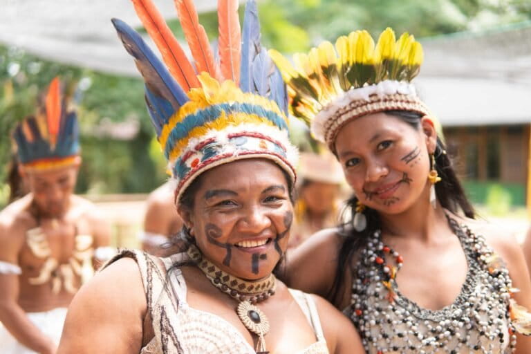 Mujeres indígenas de la Amazonía colombiana